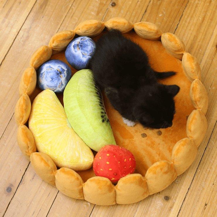 Cozy Fruit Tart Pet Bed